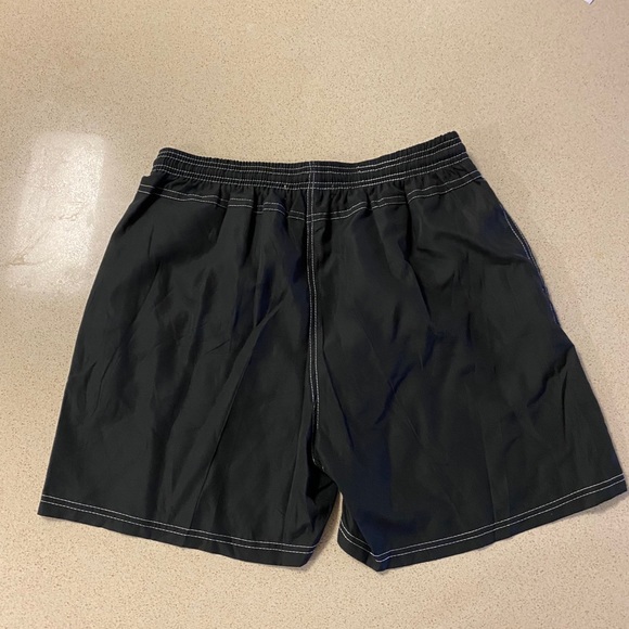 Men’s Shorts - Picture 2 of 2